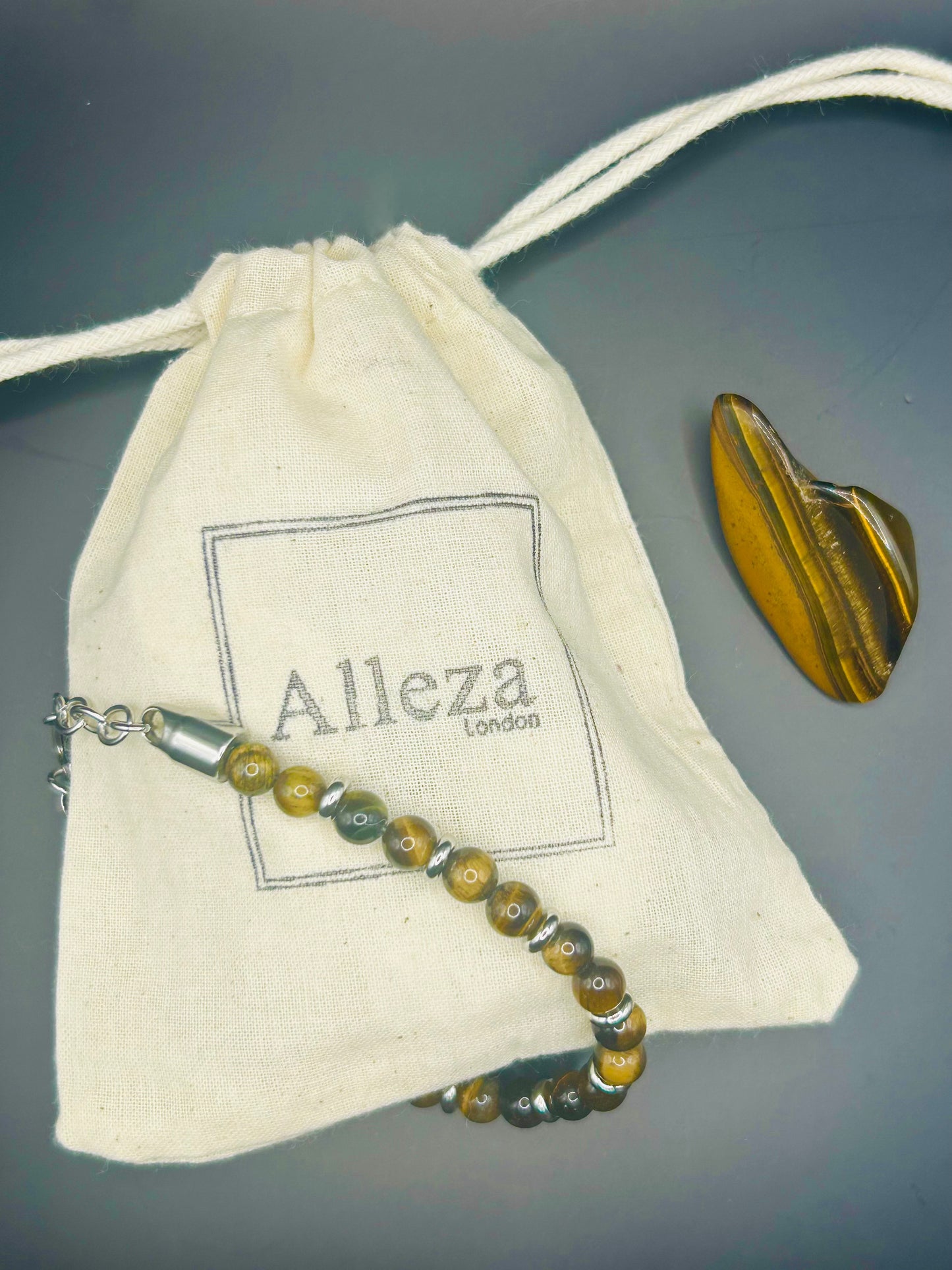 Tiger Eye Unissex Bracelet.